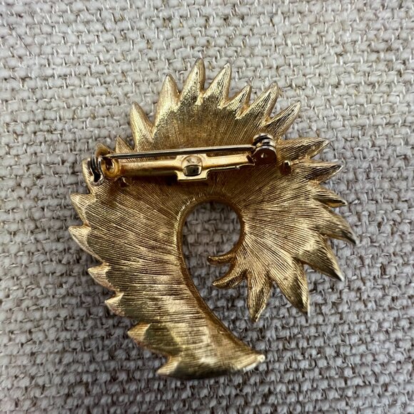 Vintage 1960s Black Enamel Gold Tone Spiral Feather Brooch Pin 2” 19.6g Retro - Picture 4 of 8